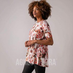 Agnes & Dora™ Swing Tee Sand/Pink Floral